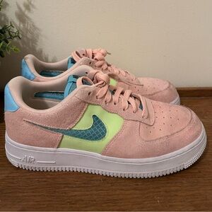 Nike Womens Air Force 1 Low '07 SE NWT 7.5